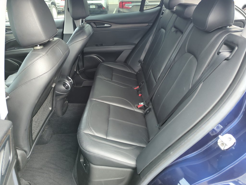 Used 2018 Alfa Romeo Stelvio Ti AWD/4WD image 28