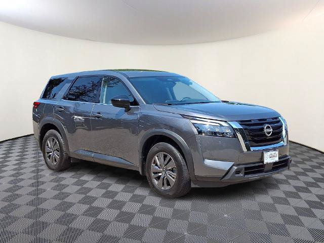 Certified 2025 Nissan Pathfinder S AWD/4WD image 1