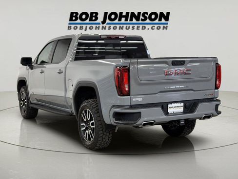 Used 2025 GMC Sierra 1500 AT4 w/ AT4 Premium Package AWD/4WD image 8