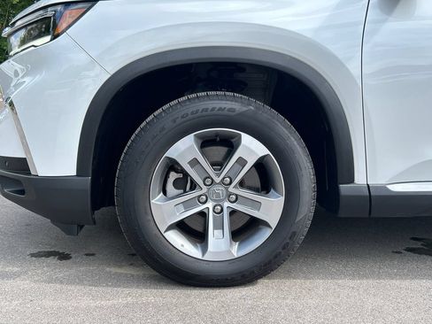 Used 2023 Honda Pilot EX-L image 15