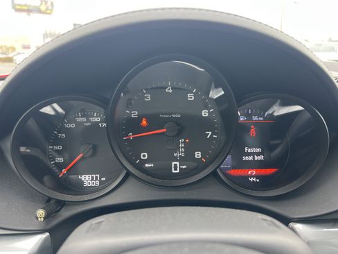 Used 2019 Porsche 718 Boxster image 21