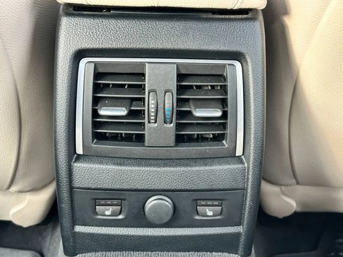 Used 2017 BMW 330i xDrive Sedan image 22