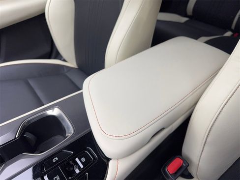 Used 2024 Lexus NX 250 FWD image 68