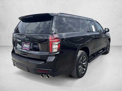 Used 2023 Chevrolet Suburban Z71 w/ Z71 Off-Road Package AWD/4WD image 5