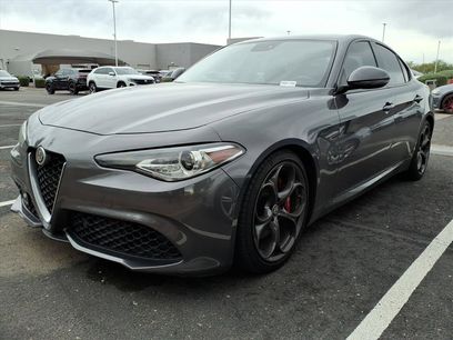 Used 2017 Alfa Romeo Giulia Ti w/ TI 19" Sport Package