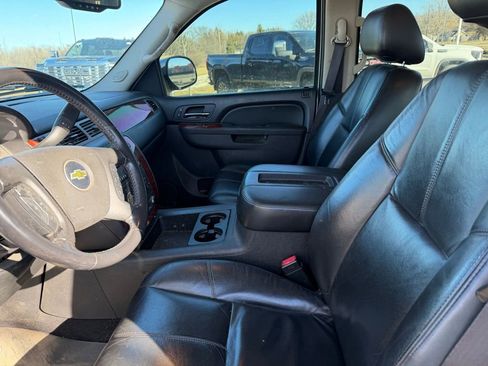 Used 2011 Chevrolet Silverado 1500 LTZ w/ LTZ White Diamond Edition image 9