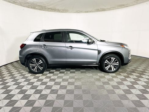 Used 2022 Mitsubishi Outlander Sport SE FWD image 2
