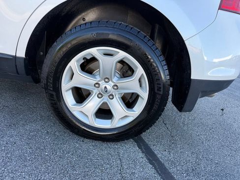 Used 2013 Ford Edge SEL FWD image 30