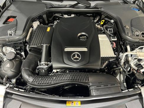 Used 2017 Mercedes-Benz E 300 4MATIC image 43