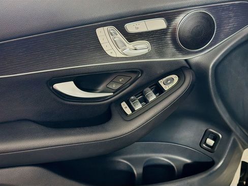 Used 2022 Mercedes-Benz GLC 300 4MATIC image 21