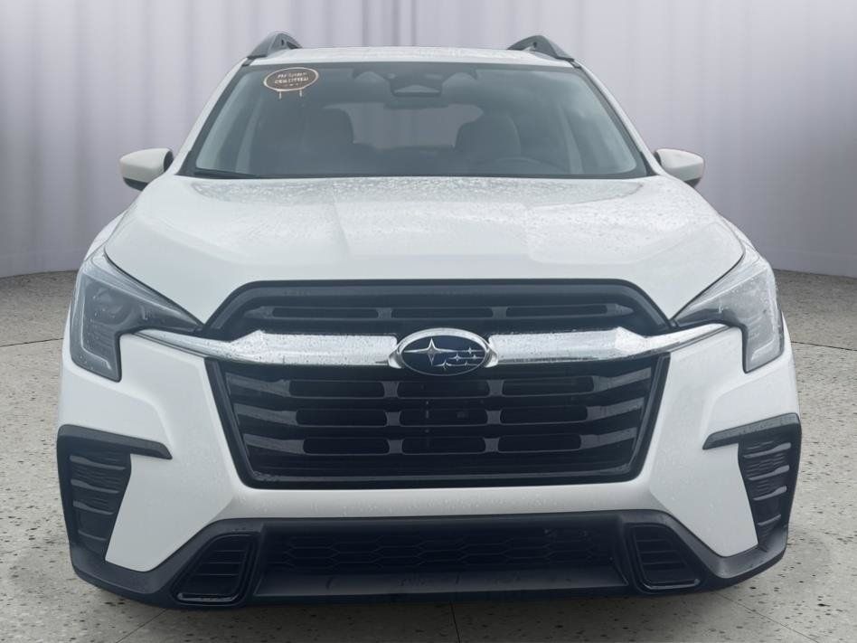 Used 2025 Subaru Ascent Premium AWD/4WD image 8