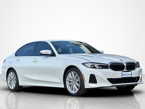 Used 2023 BMW 330i Sedan w/ Driving Assistance Package RWD image 7