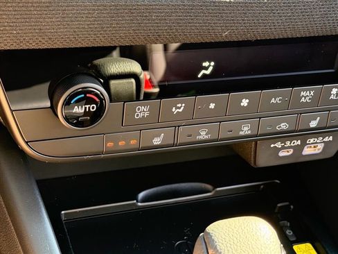 New 2026 Subaru Outback Limited AWD/4WD image 22
