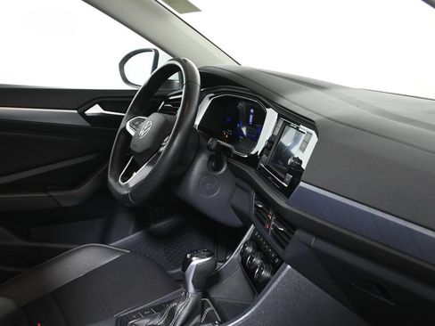Used 2024 Volkswagen Jetta SE FWD image 8