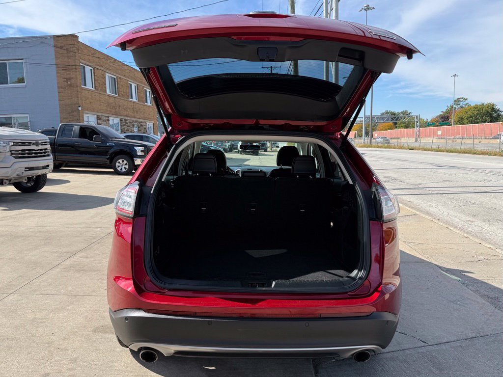 Used 2018 Ford Edge SEL w/ Equipment Group 201A AWD/4WD image 19