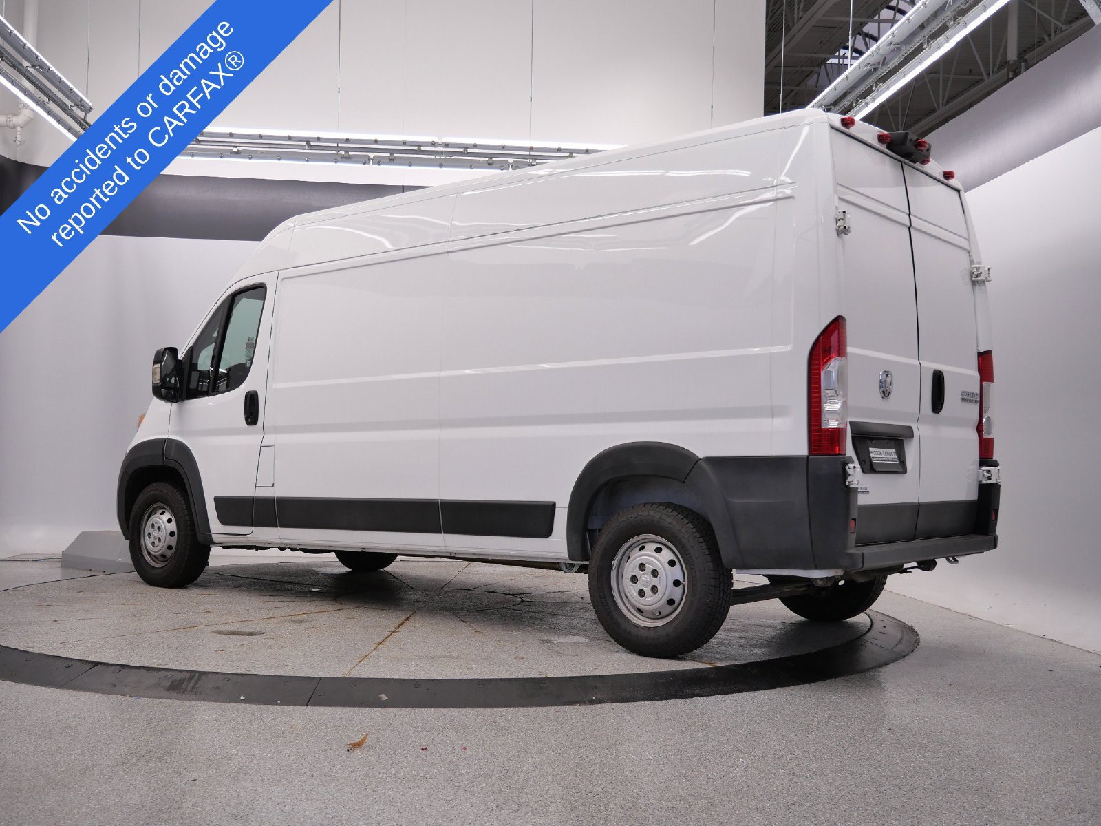 Used 2023 RAM ProMaster 2500 FWD image 3