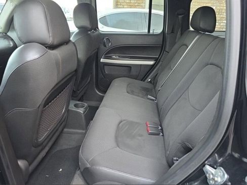 Used 2008 Chevrolet HHR SS image 6