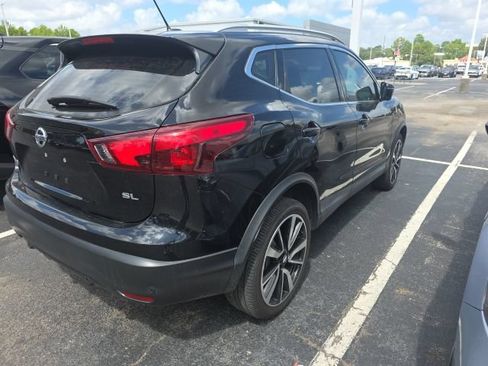 Used 2019 Nissan Rogue Sport SL w/ Premium Package FWD image 5