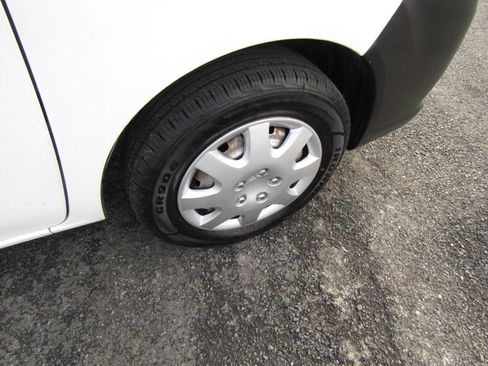 Used 2017 Nissan NV200 S image 32