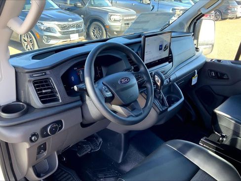 New 2026 Ford Transit 250 148 Medium Roof w/ Load Area Protection Package image 8