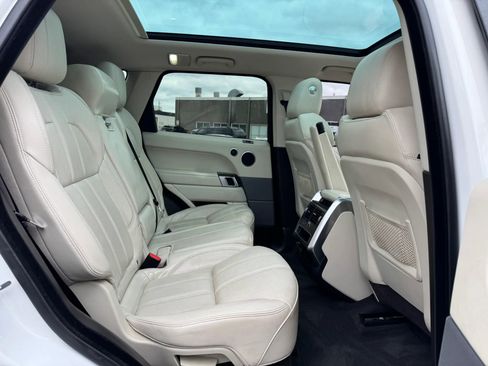 Used 2017 Land Rover Range Rover Sport HSE AWD/4WD image 31