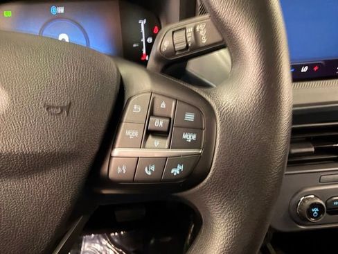 Used 2025 Ford Maverick XLT w/ Equipment Group 301A AWD/4WD image 30