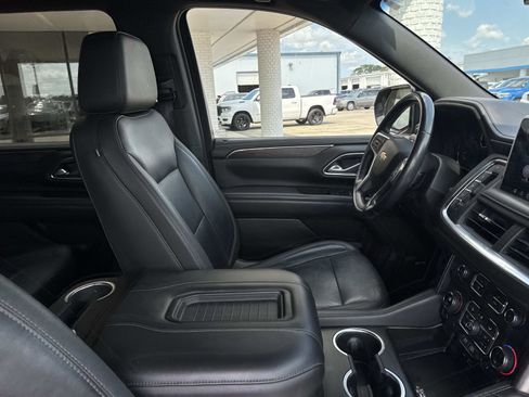 Used 2021 Chevrolet Suburban LT image 10