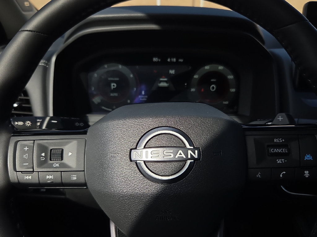 Used 2026 Nissan Rogue Platinum w/ Platinum Premium Package AWD/4WD image 25