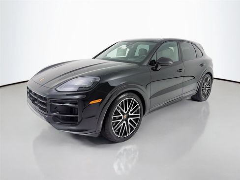 New 2026 Porsche Cayenne GTS image 1