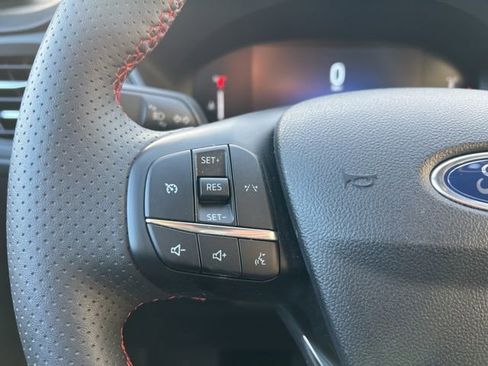 Used 2025 Ford Escape ST-Line Select image 33