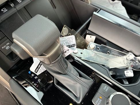 New 2026 Toyota Tundra Platinum image 27