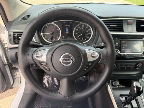 Used 2017 Nissan Sentra SV FWD image 16