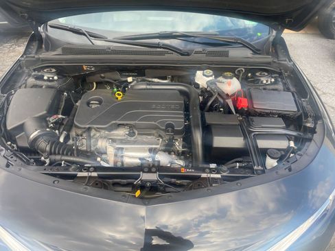 Used 2024 Chevrolet Malibu LT image 32