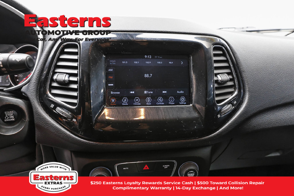 Used 2020 Jeep Compass Latitude AWD/4WD image 13
