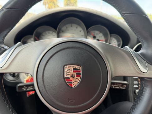 Used 2009 Porsche 911 Carrera S RWD image 16