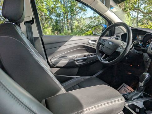 Used 2019 Ford Escape SEL FWD image 13