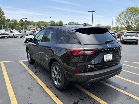 Used 2025 Ford Escape ST-Line AWD/4WD image 4