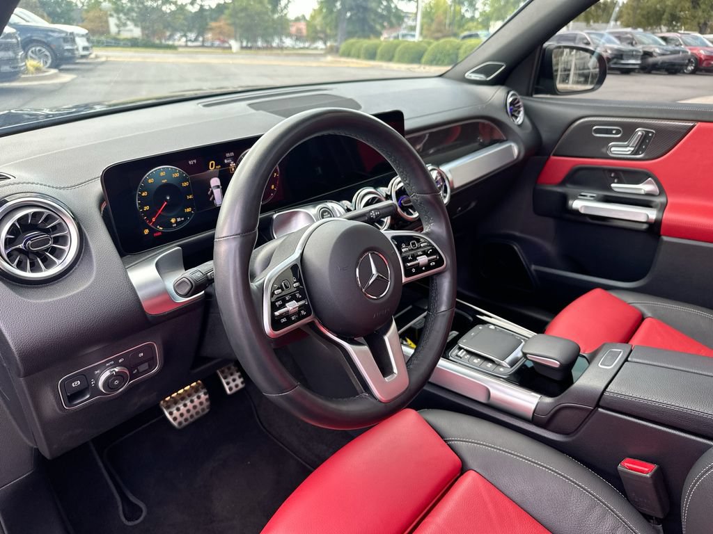 Used 2023 Mercedes-Benz GLB 250 image 10