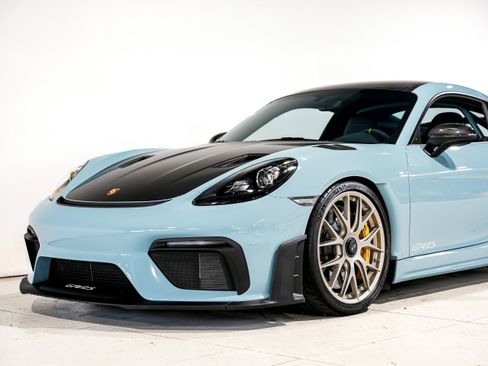 Used 2023 Porsche 718 Cayman GT4 RS image 34