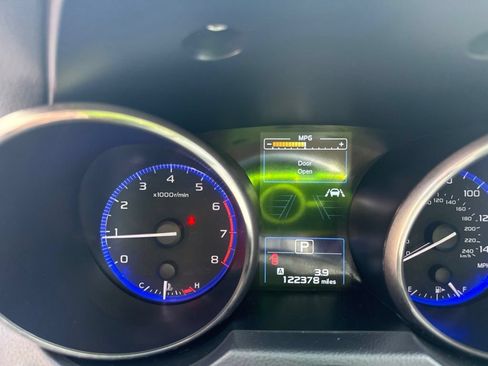 Used 2019 Subaru Outback 2.5i Limited AWD/4WD image 25