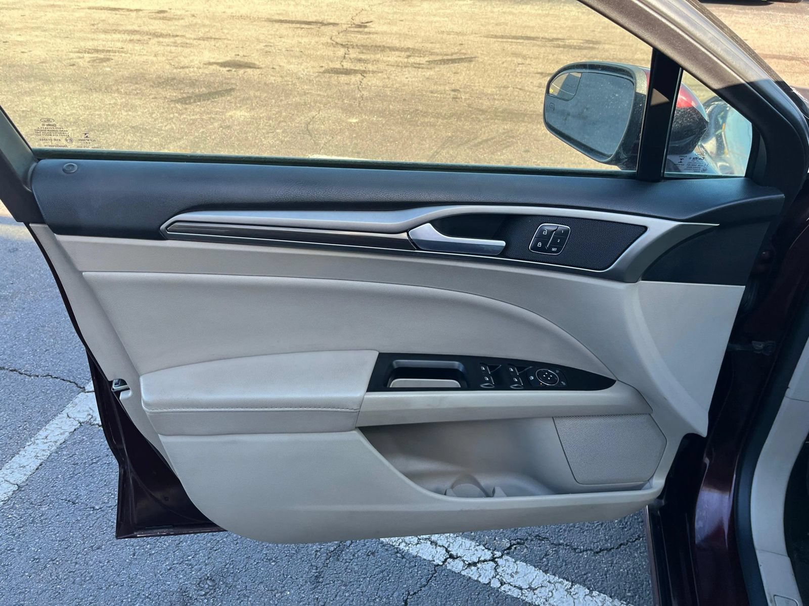 Used 2018 Ford Fusion SE w/ Fusion SE Technology Package FWD image 39