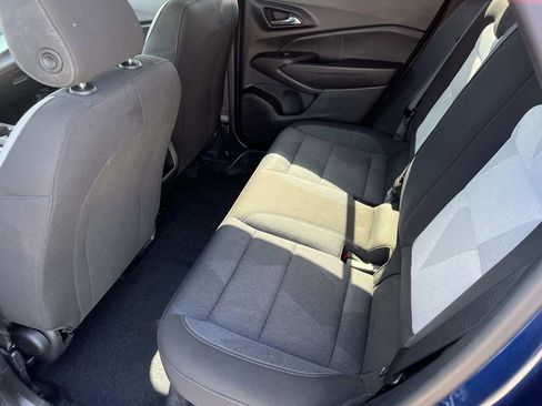 Used 2024 Chevrolet Trax LS w/ LS Convenience Package FWD image 11
