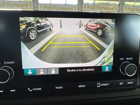 Used 2025 Honda CR-V Sport image 8