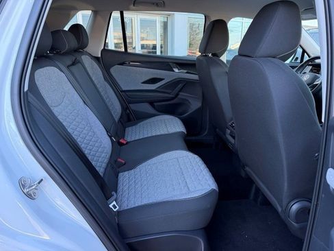 Used 2025 Volkswagen Tiguan S image 16