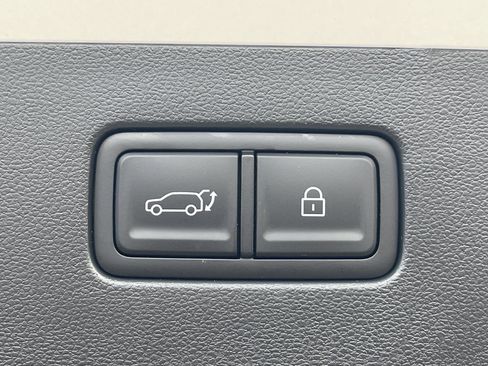 New 2026 Hyundai Ioniq 9 SE image 37