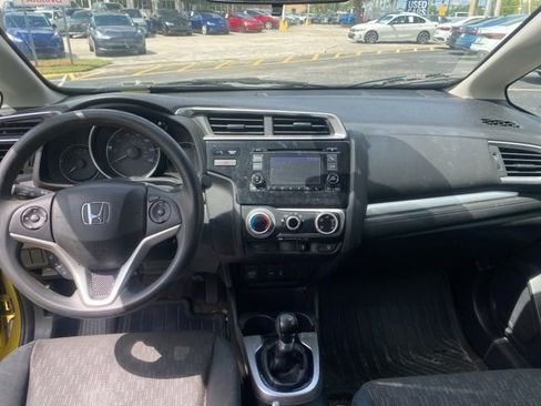 Used 2015 Honda Fit LX image 9