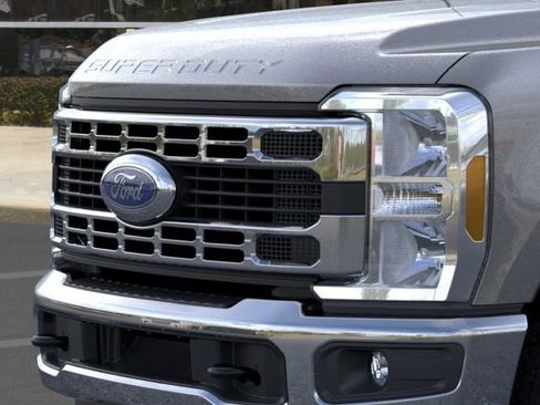 New 2026 Ford F250 XLT AWD/4WD image 17