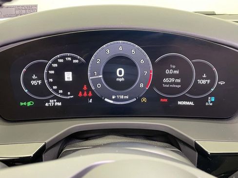 Used 2024 Porsche Panamera 4 image 43