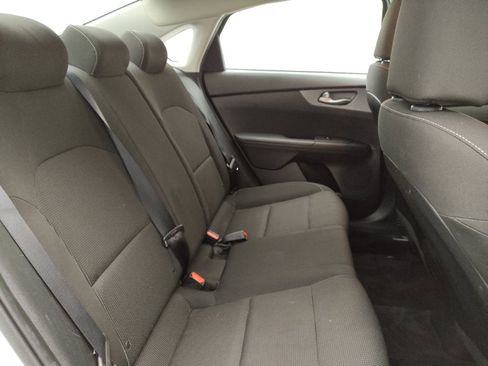 Used 2020 Kia Forte LXS FWD image 19