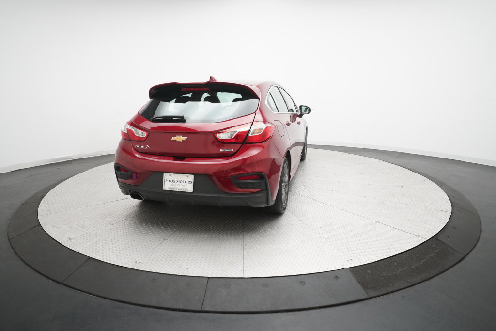 Used 2017 Chevrolet Cruze Premier FWD image 13